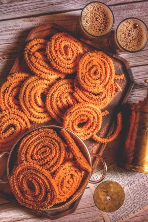 chakali_breakfast_with_Tea