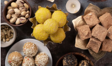 motichur_ladu_barfu_dryfruits