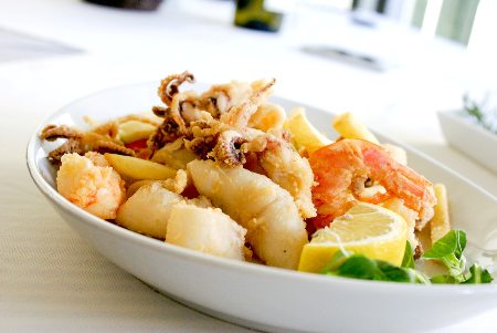 star_fish_dish_with_lemon